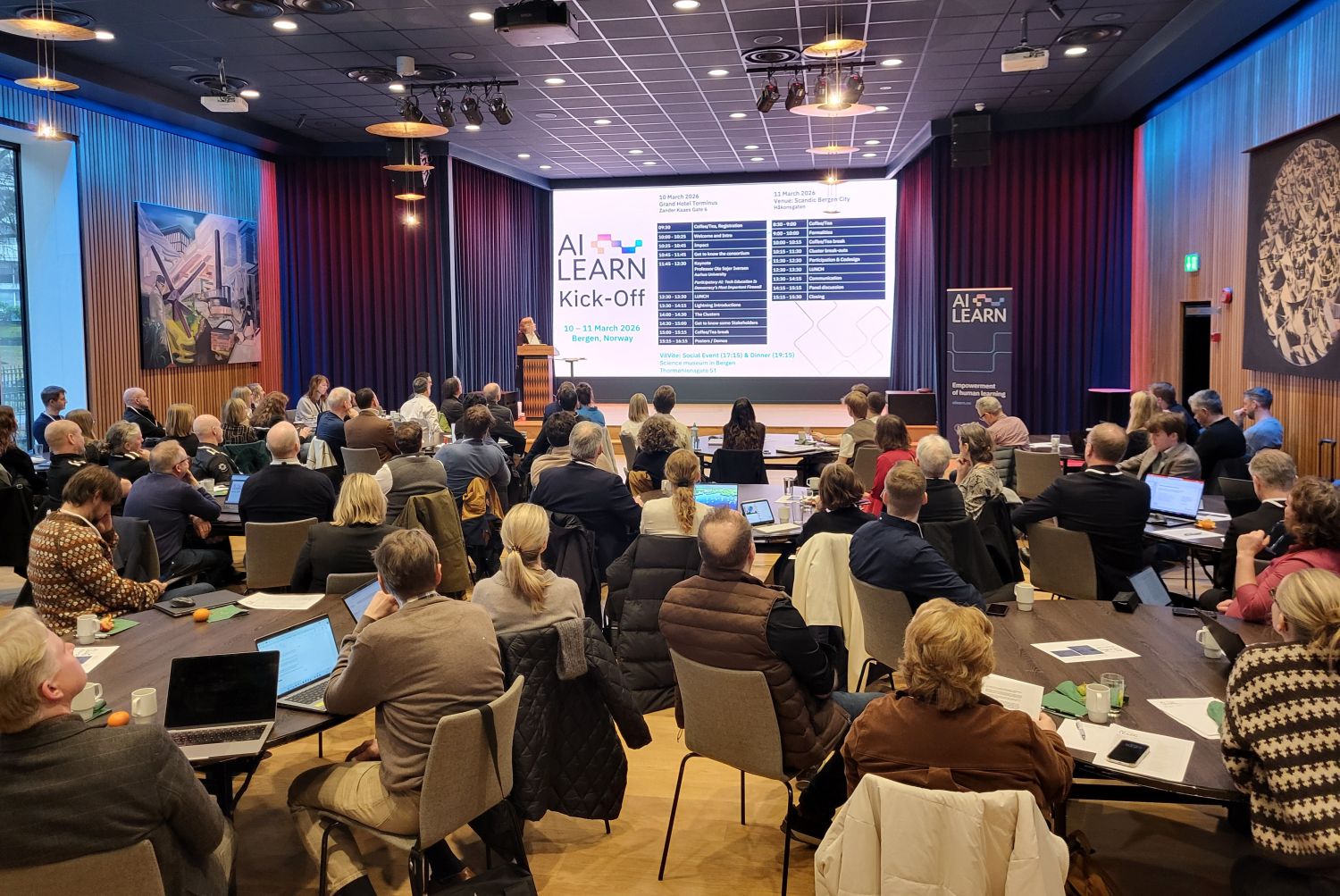 Crowd at the kick of event