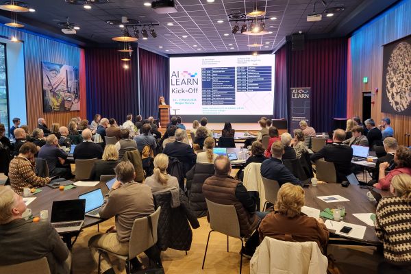 Crowd at the kick of event